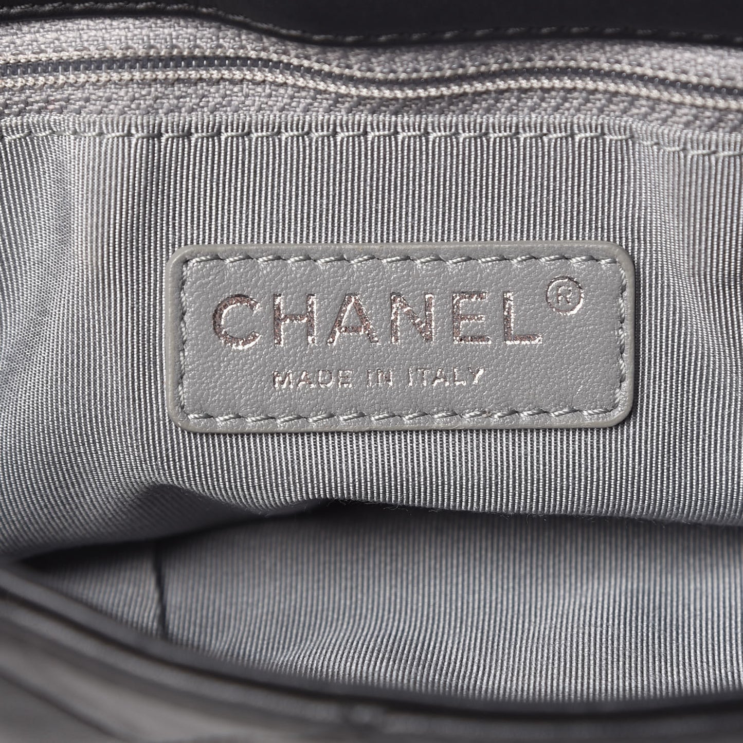 Calfskin Coco Pleats Messenger Flap Black