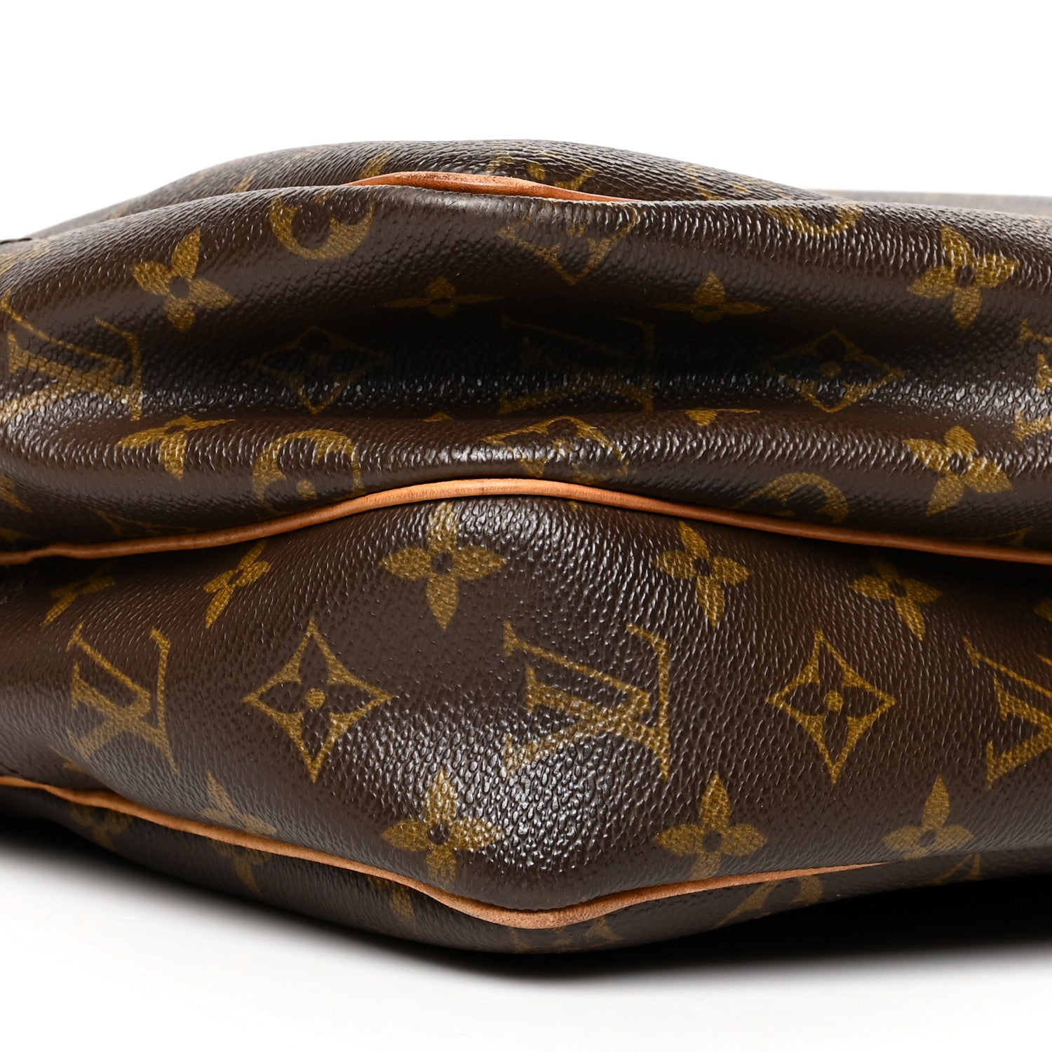 Louis Vuitton Monogram Reporter GM 10 of 12
