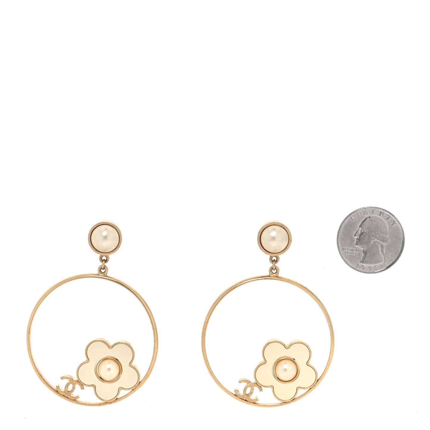 Pearl CC Camellia Hoop Earrings Gold