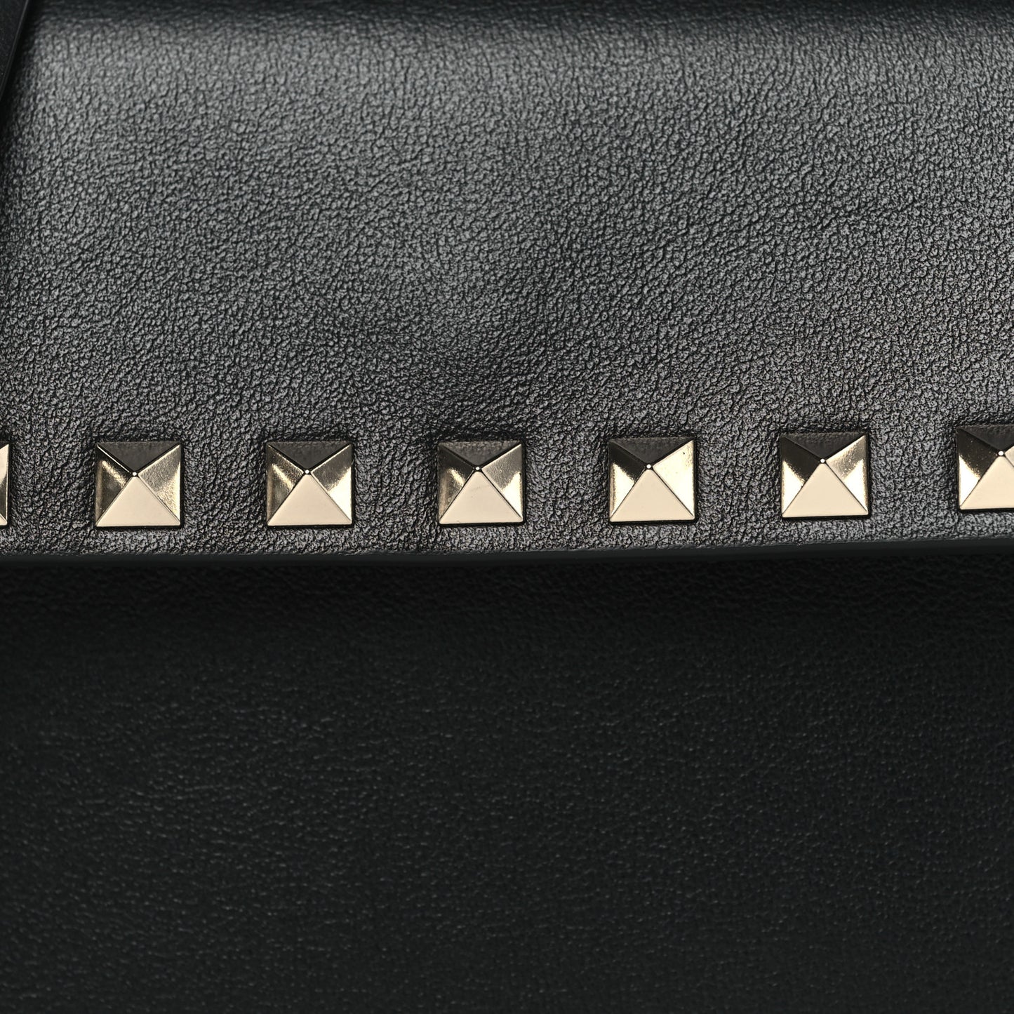Vitello Rockstud Flap Crossbody Bag Black