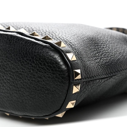Valentino Garavani Pebbled Calfskin Rockstud Bucket Bag Black 9 of 10