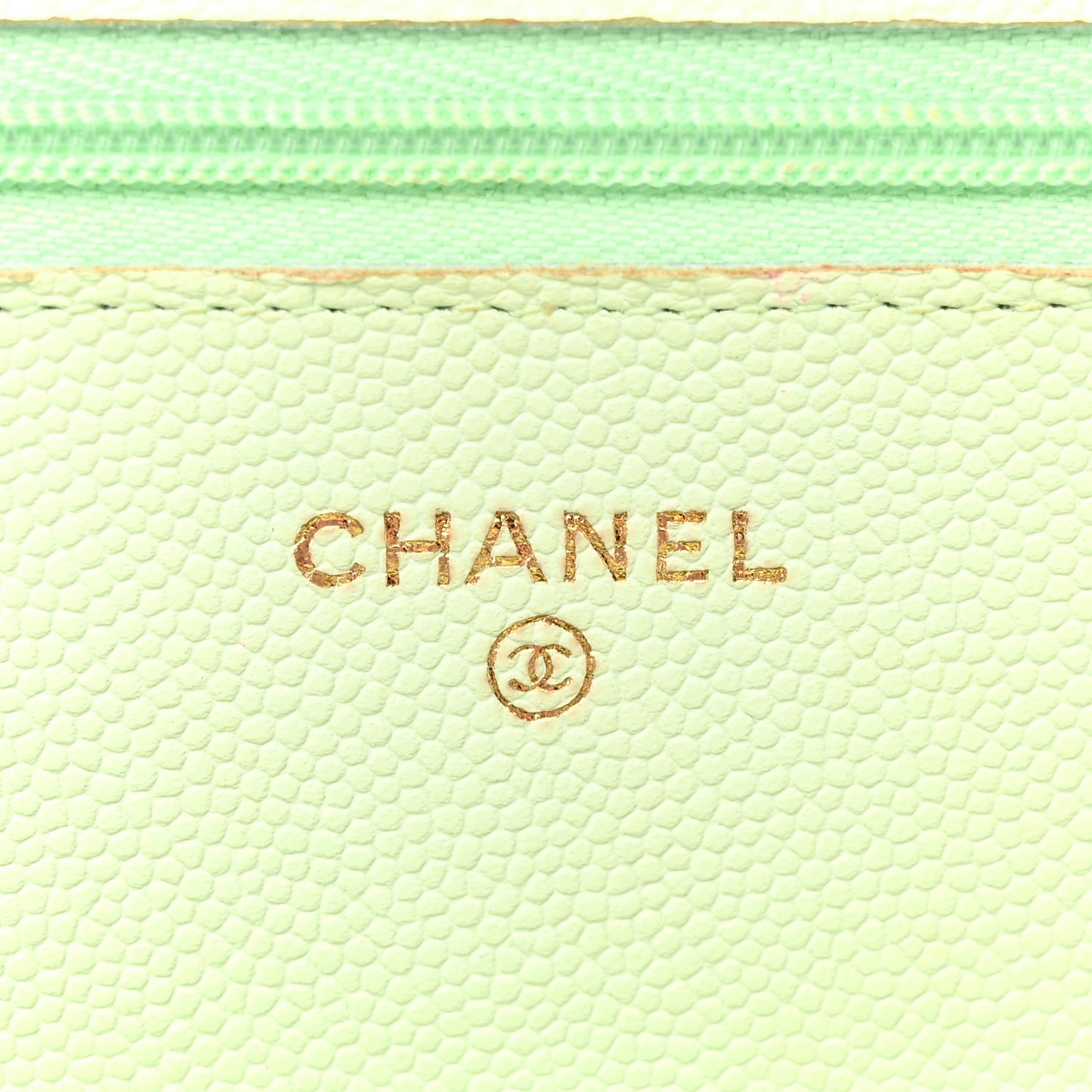 Caviar Quilted Wallet on Chain WOC Light Green