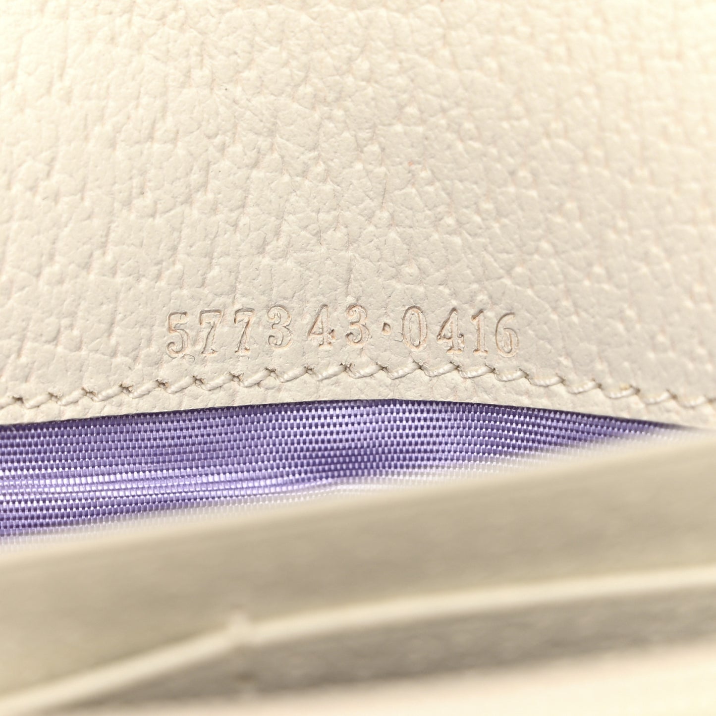 Canvas Flora Wallet On Chain White