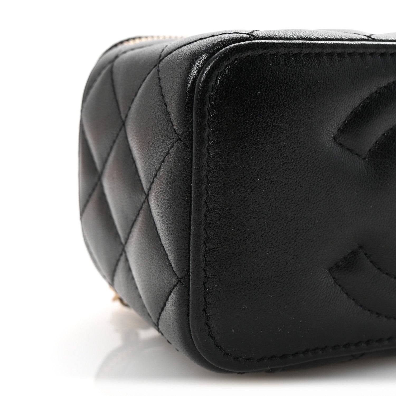 Chanel Lambskin Quilted Pearl Crush Small Vanity Case With Chain Black 9 of 10
