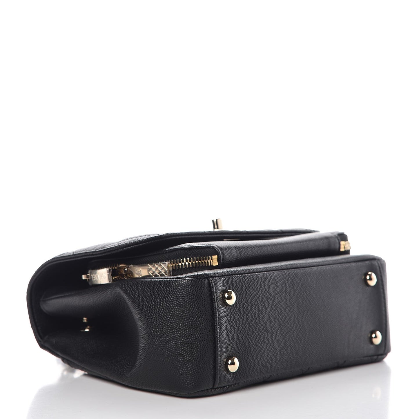 Caviar Quilted Medium Business Affinity Flap Black