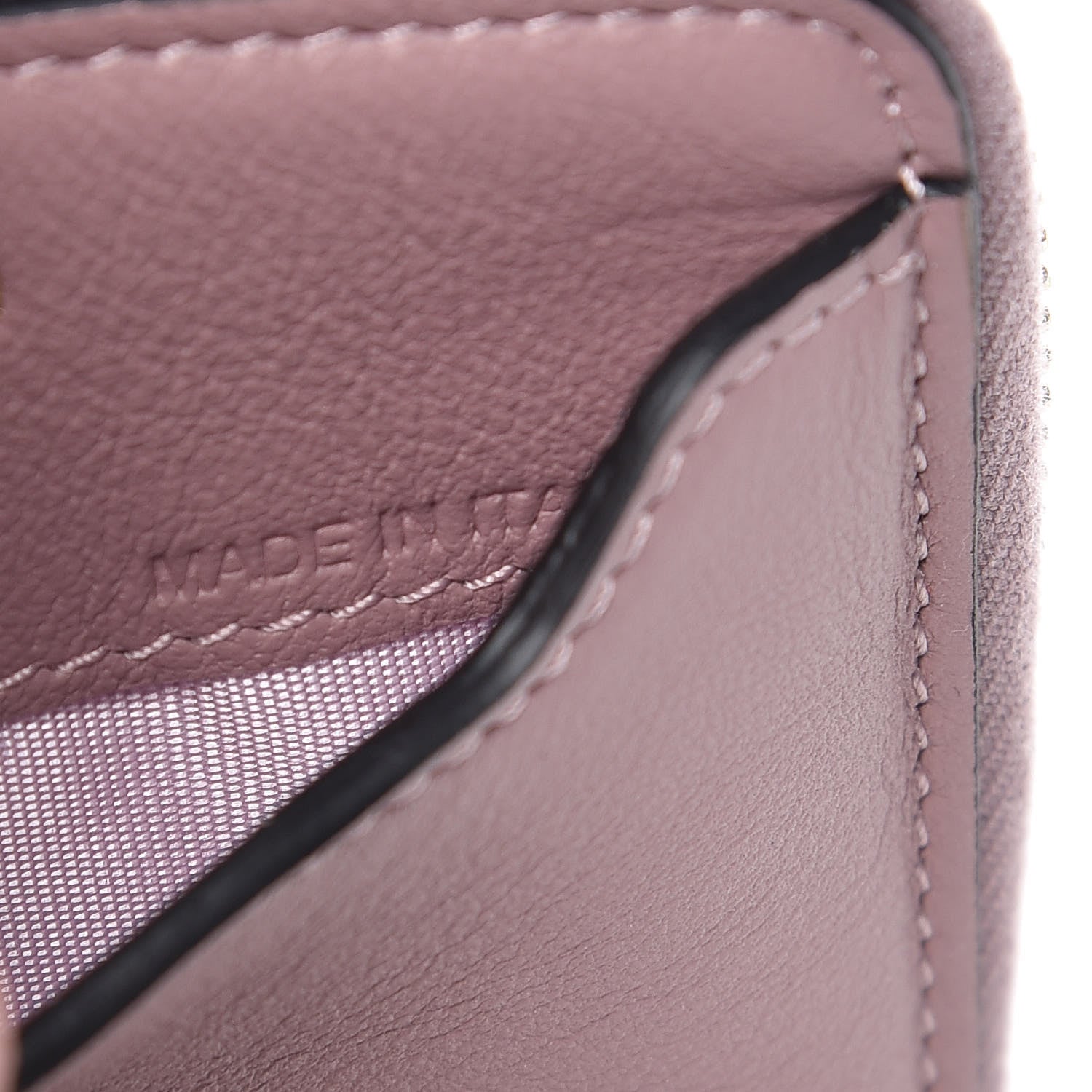 Valentino Garavani Calfskin Rockstud Carry Secrets Compact Wallet With Chain Lipstick 6 of 8