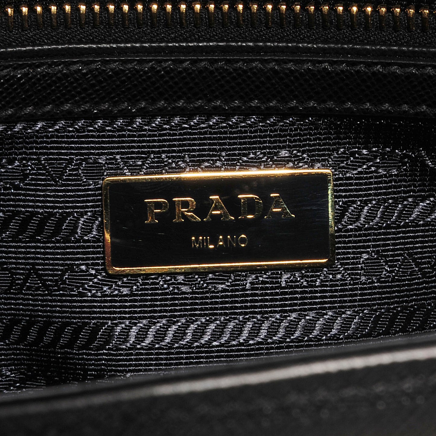 Saffiano Lux Medium Tote Nero Black