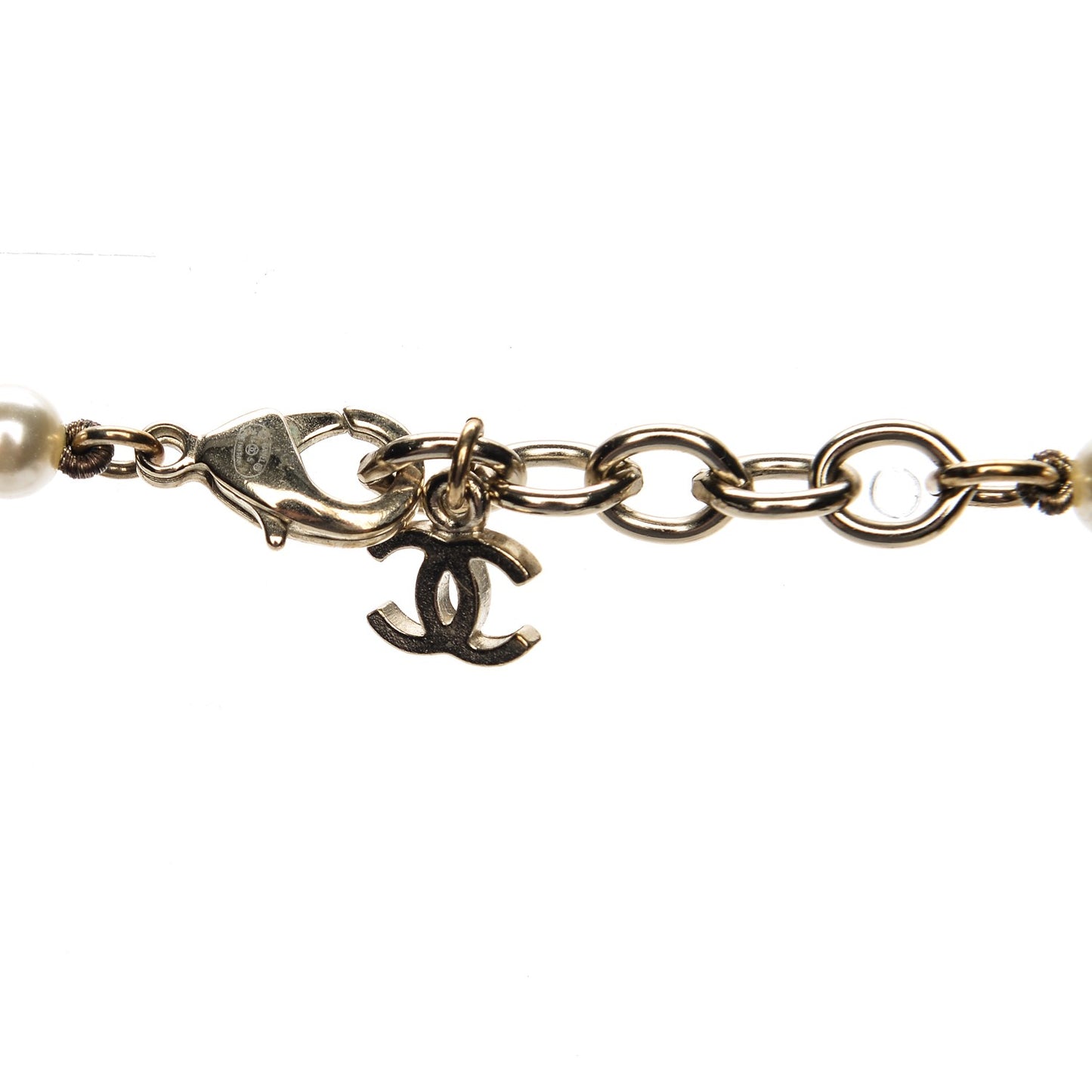 Graduated Pearl CC Short Necklace Gold