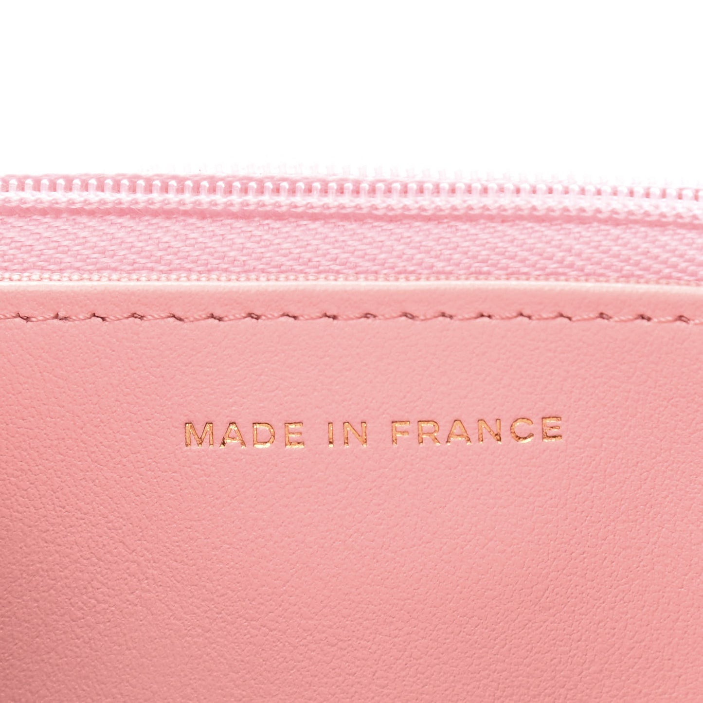 Caviar Quilted Wallet on Chain WOC Light Pink