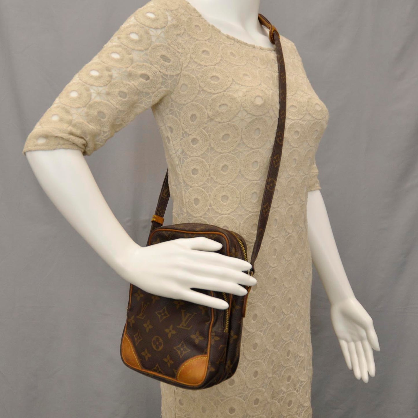 Monogram Amazone