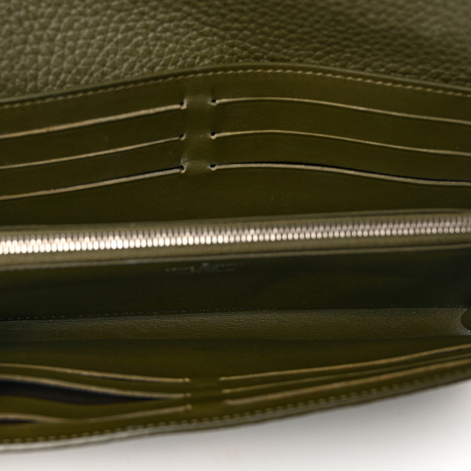 Louis Vuitton Taurillon Capucines Snakeskin Wallet Khaki 5 of 7