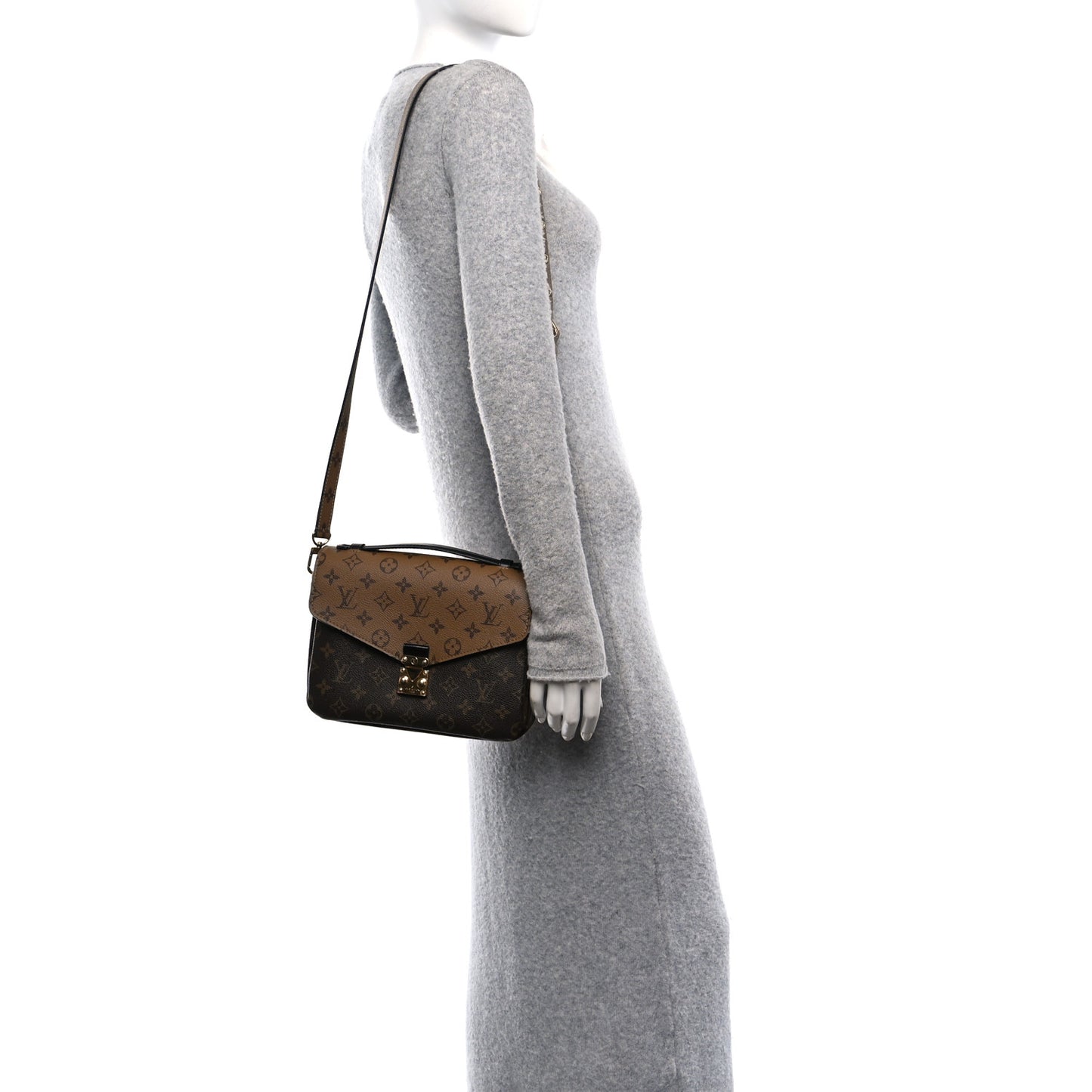 Reverse Monogram Pochette Metis