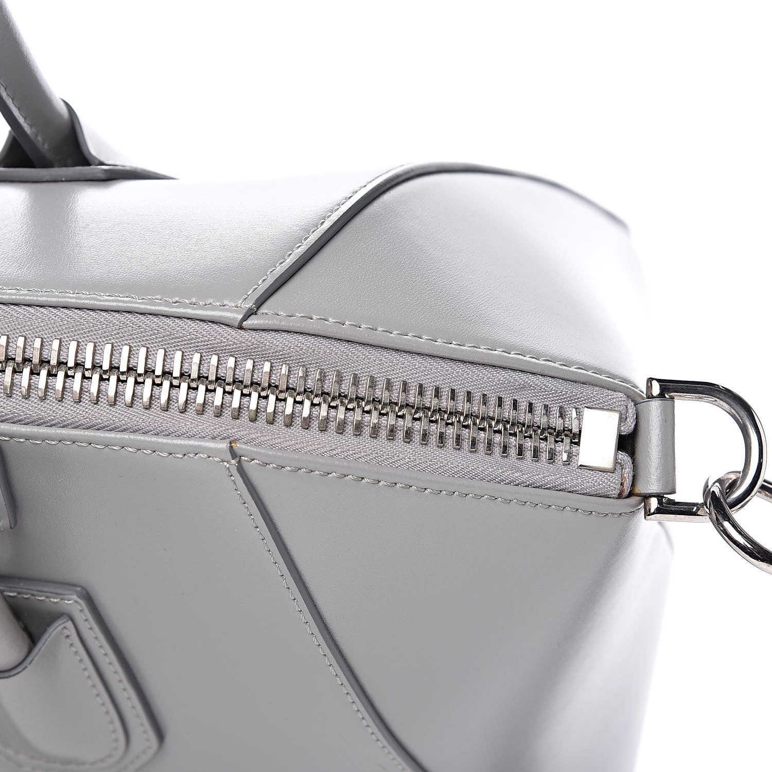 Givenchy Shiny Lord Calfskin Medium Antigona Pearl Grey 14 of 16