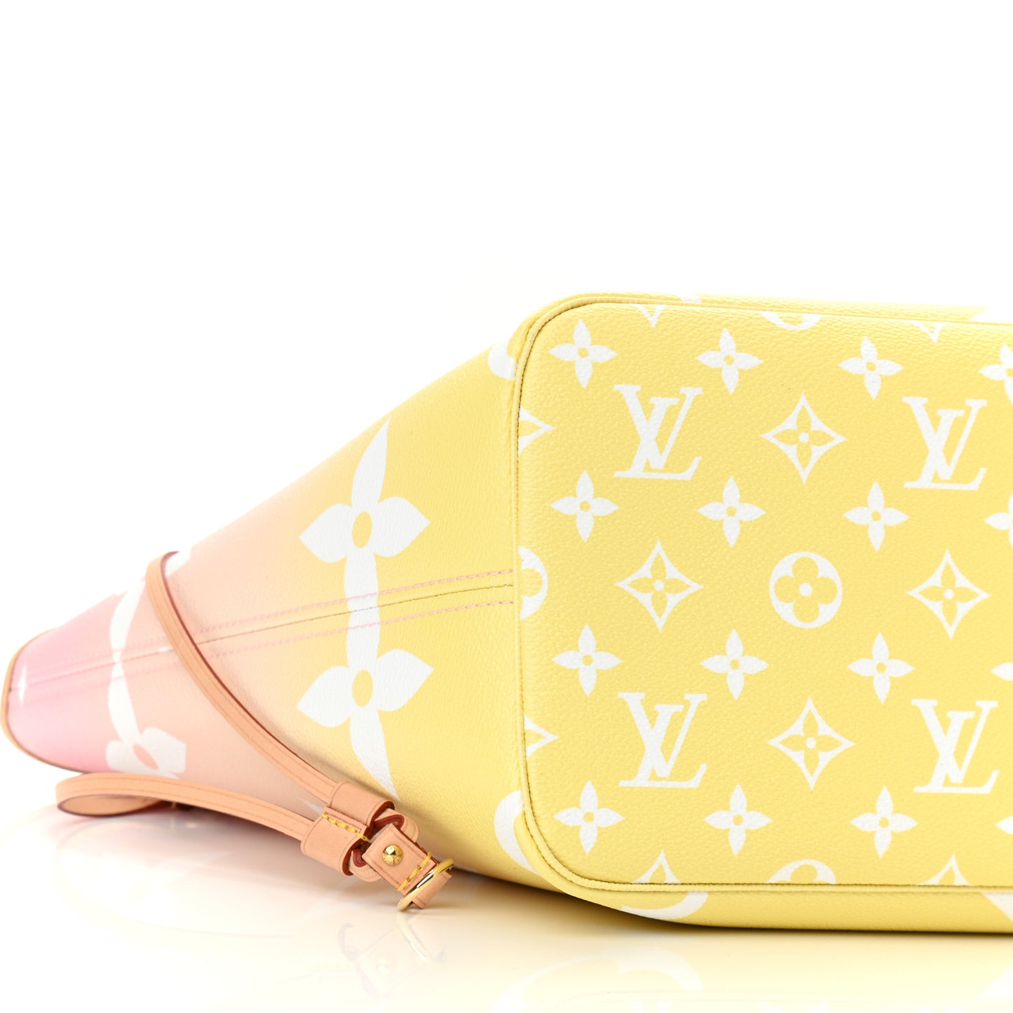 Monogram Giant By The Pool Neverfull MM Light Pink