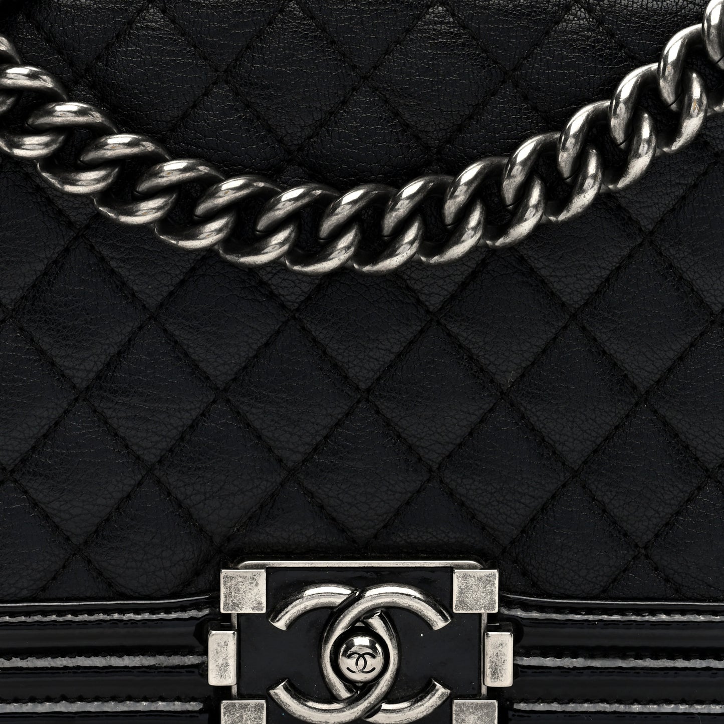 Goatskin Quilted Patent Medium Duo Boy Flap Black