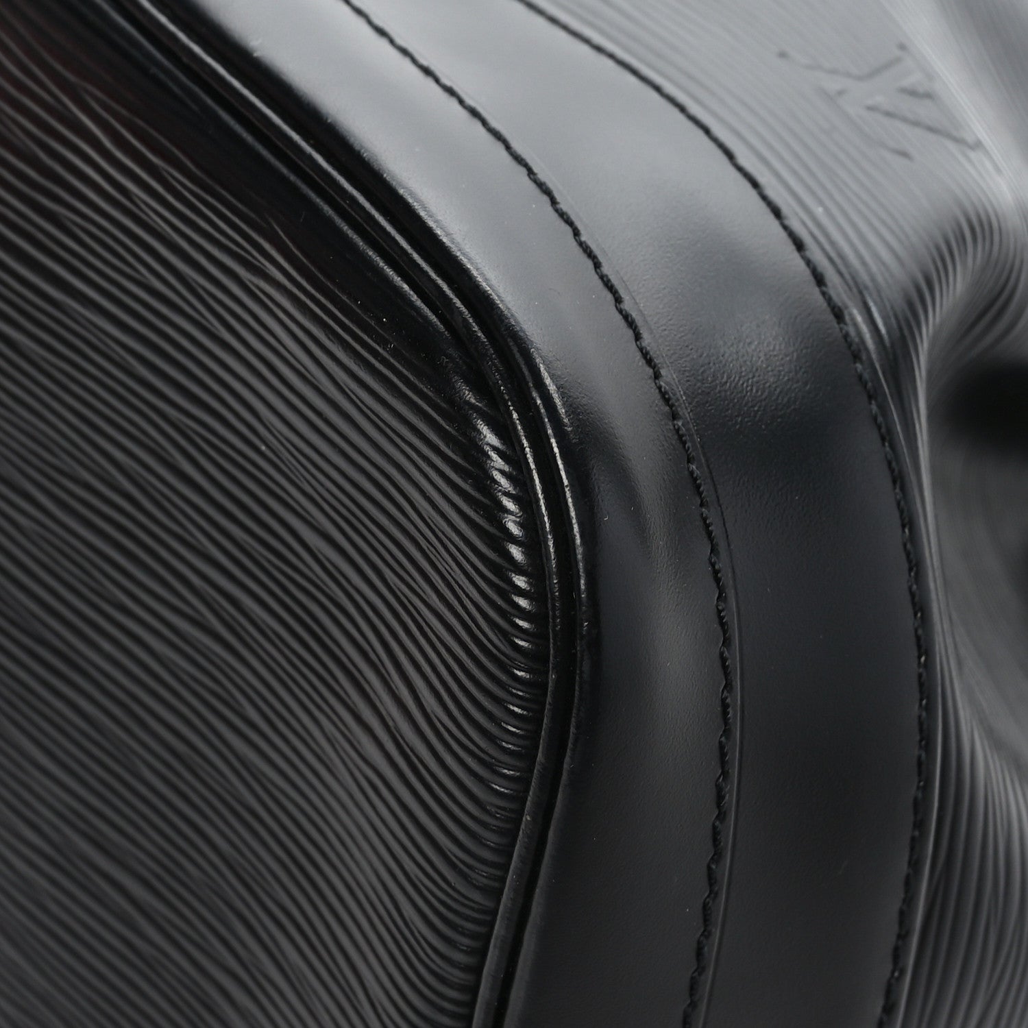 Louis Vuitton Epi Noe Black 8 of 11
