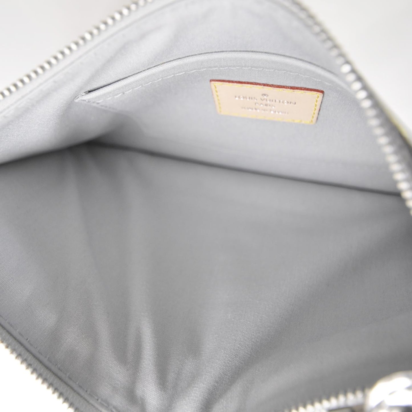 Monogram Miroir Inventeur Pochette Plat Silver