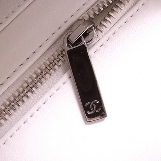 Crocodile Classic Flap White