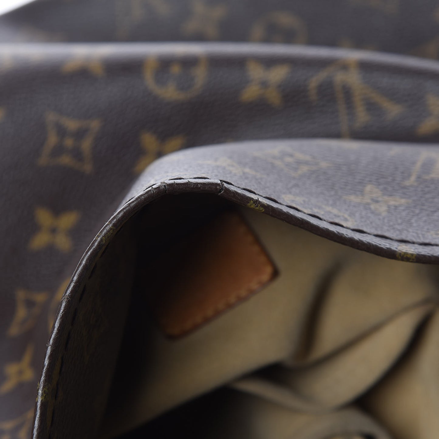 Monogram Artsy MM