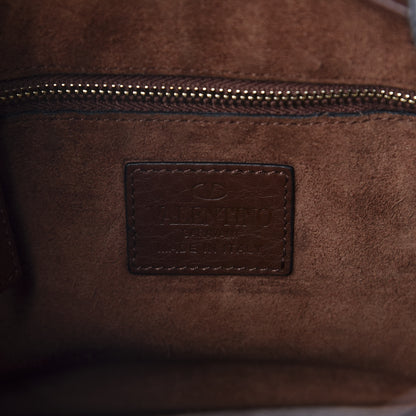 Valentino Garavani Grained Calfskin Rockstud Bucket Bag Light Brown 9 of 10