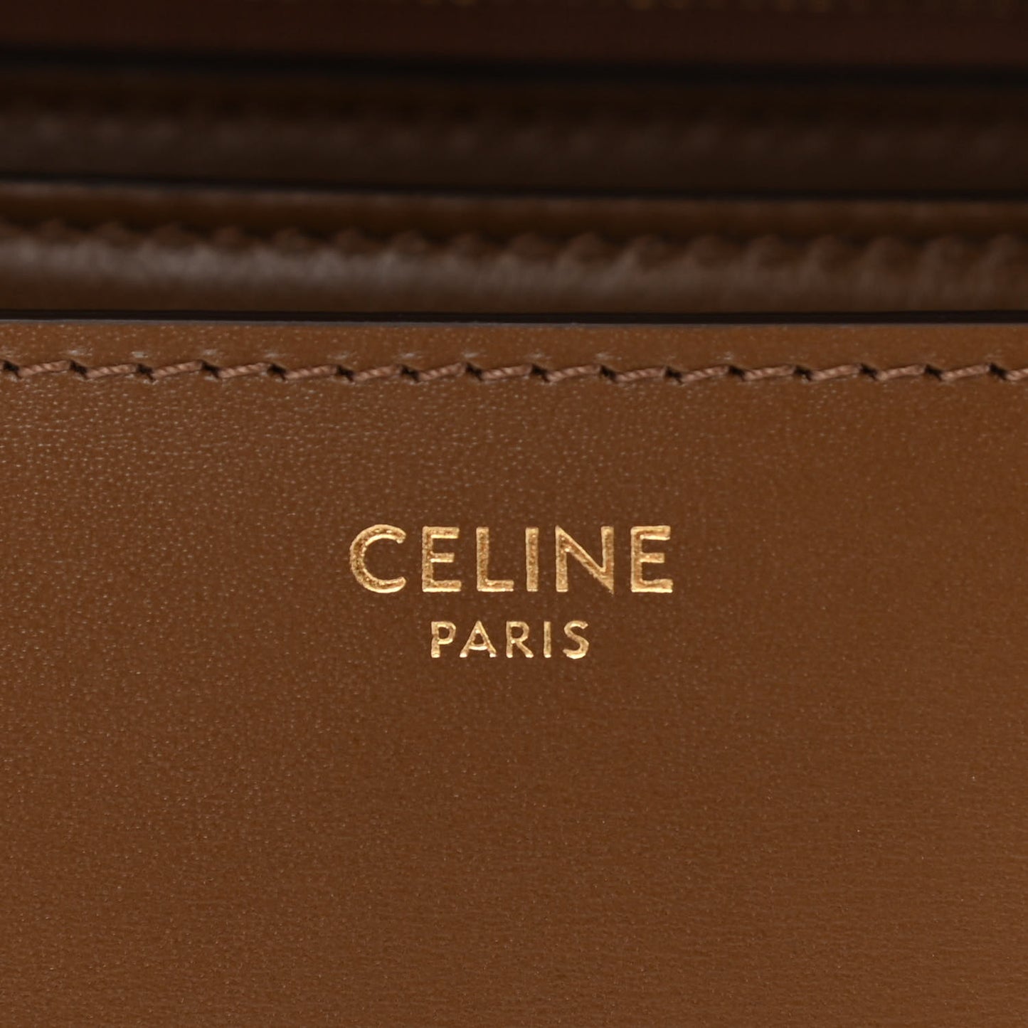Box Calfskin Medium Classic Box Flap Bag Camel