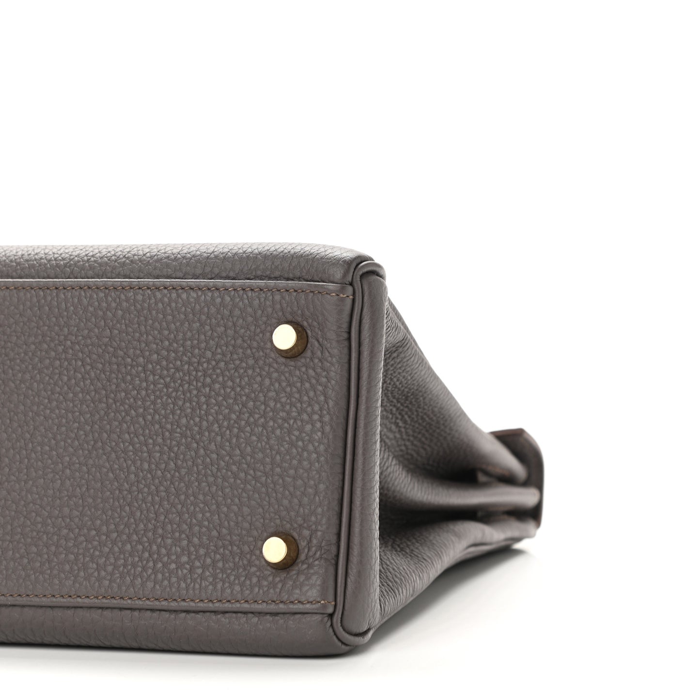 Togo Kelly Retourne 28 Etain