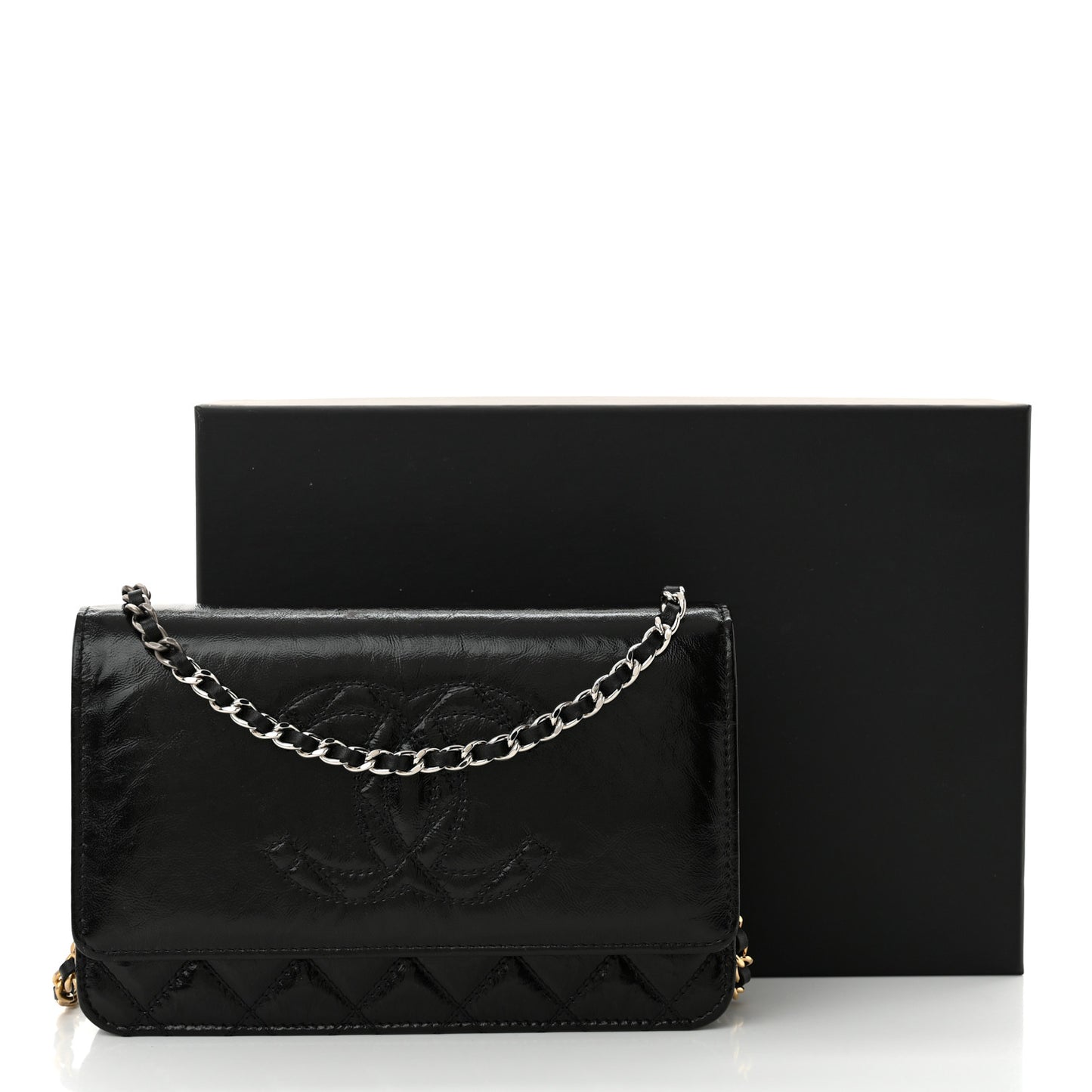 Shiny Aged Calfskin Quilted CC Wallet On Chain WOC Black