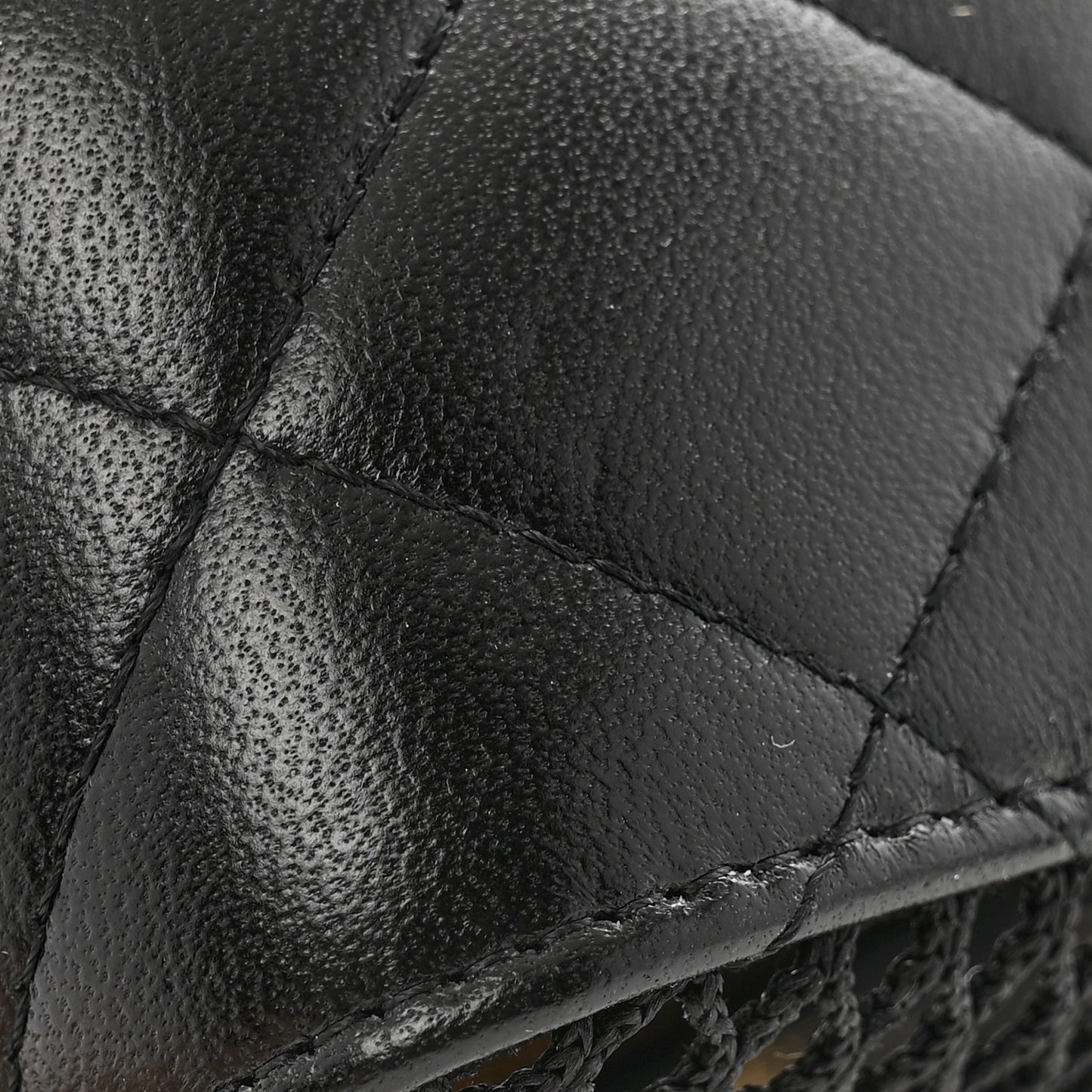 Mesh Shiny Lambskin Clutch With Chain Black
