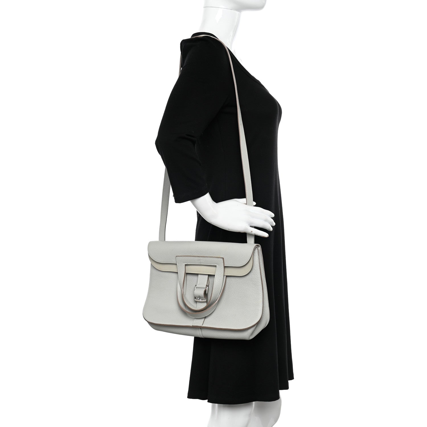 Hermes Taurillon Clemence Halzan 31 GM Gris Perle 2 of 11