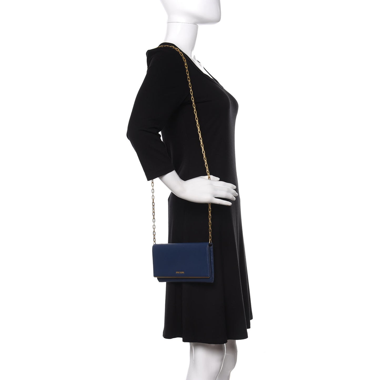 Saffiano Metal Bar Chain Wallet Bleuette