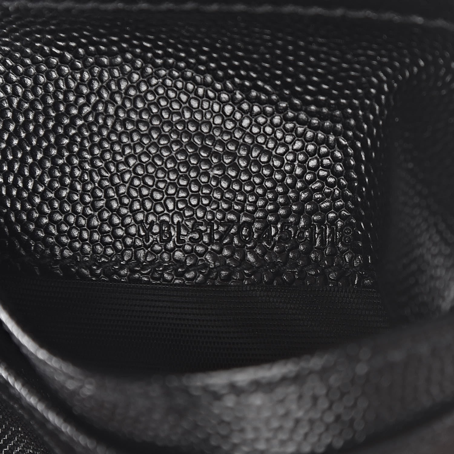 Saint Laurent Grain De Poudre Matelasse Chevron Monogram Zipped Card Case Black 7 of 8