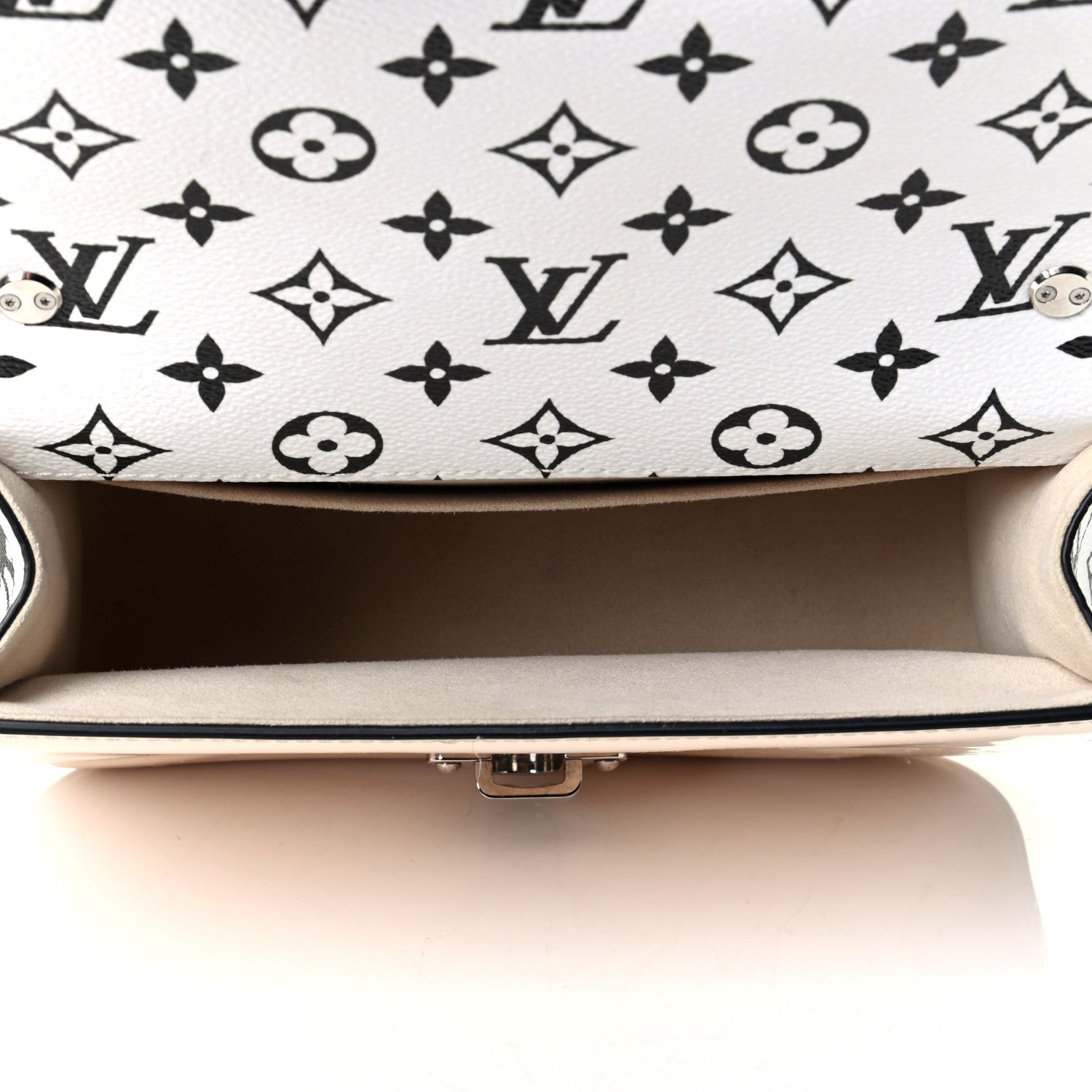 Louis Vuitton Patent Calfskin Monogram Cherrywood BB Creme 4 of 7