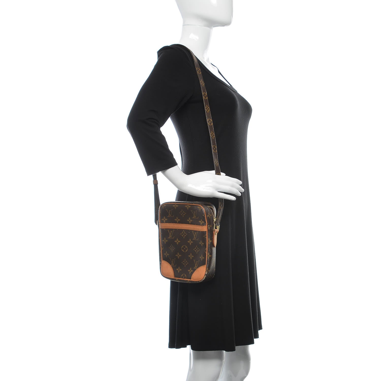 Louis Vuitton Monogram Danube 21 2 of 8