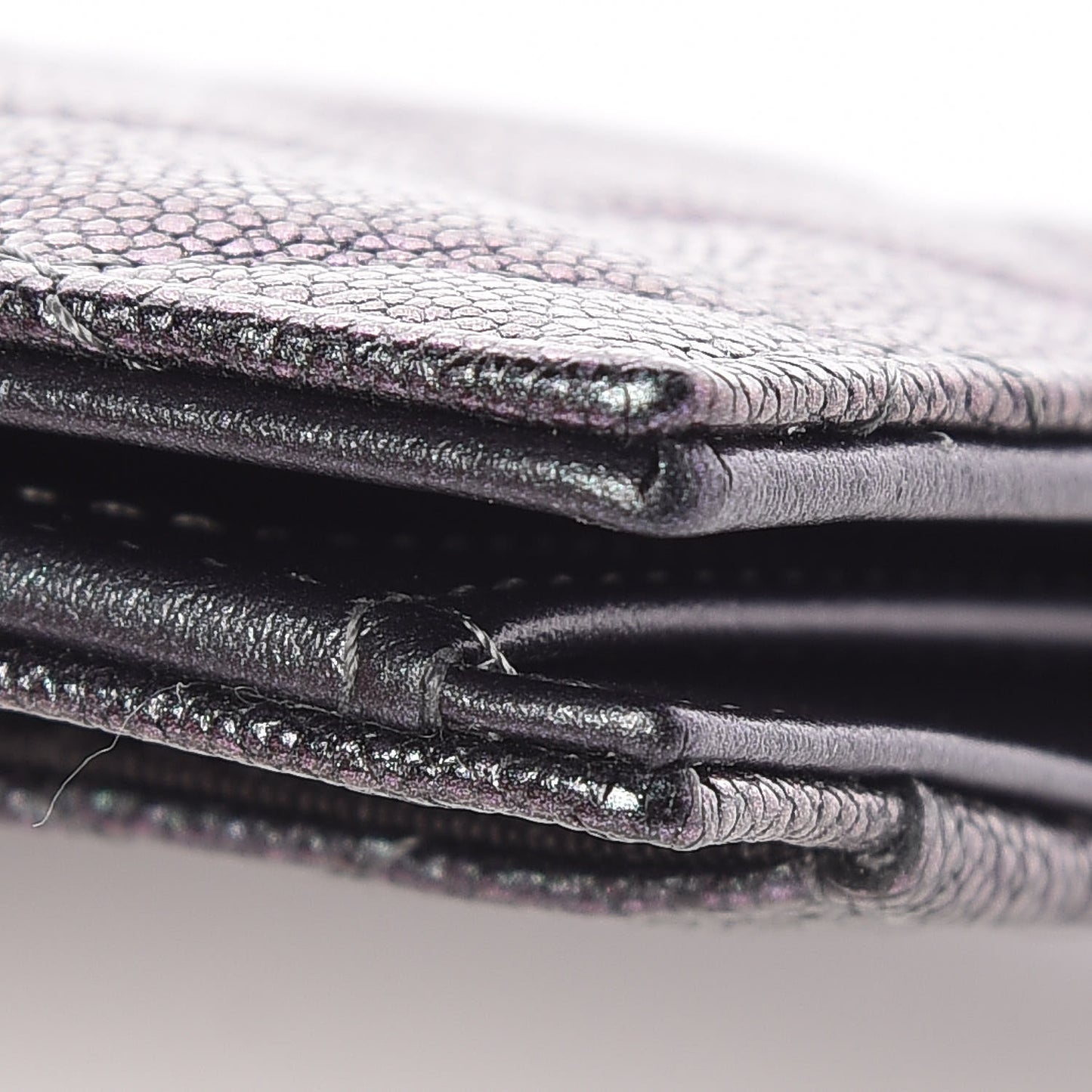 Iridescent Caviar Quilted Card Holder Wallet Black