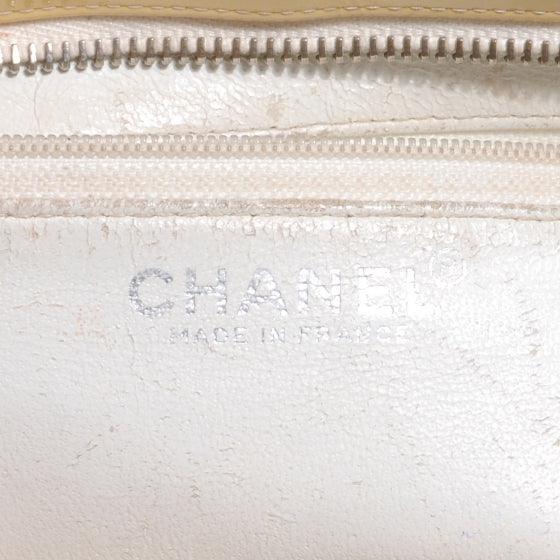 Chanel Patent Medallion Tote Yellow 10 of 11