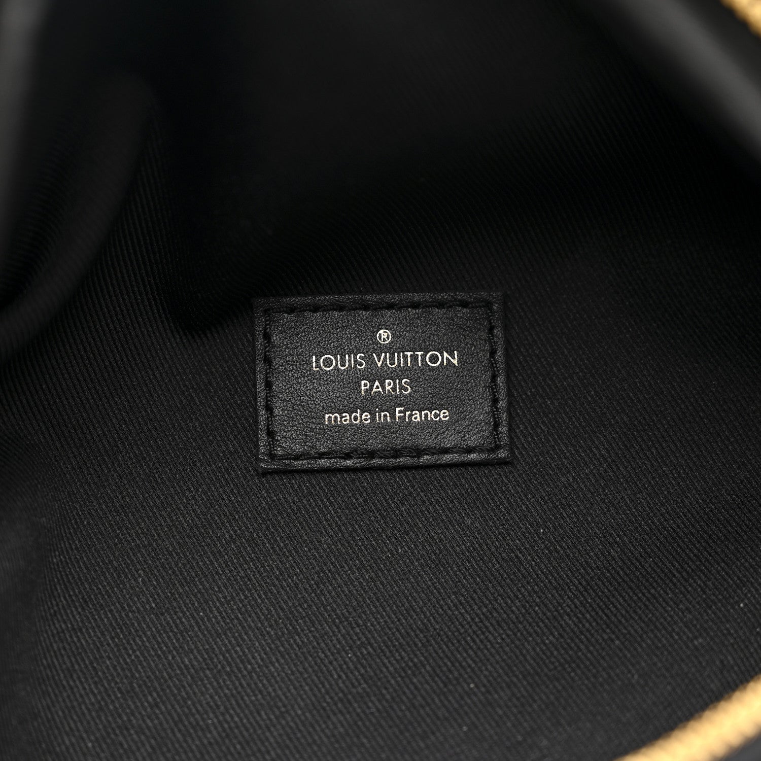 Louis Vuitton Calfskin Quilted New Wave Bumbag Black 6 of 11