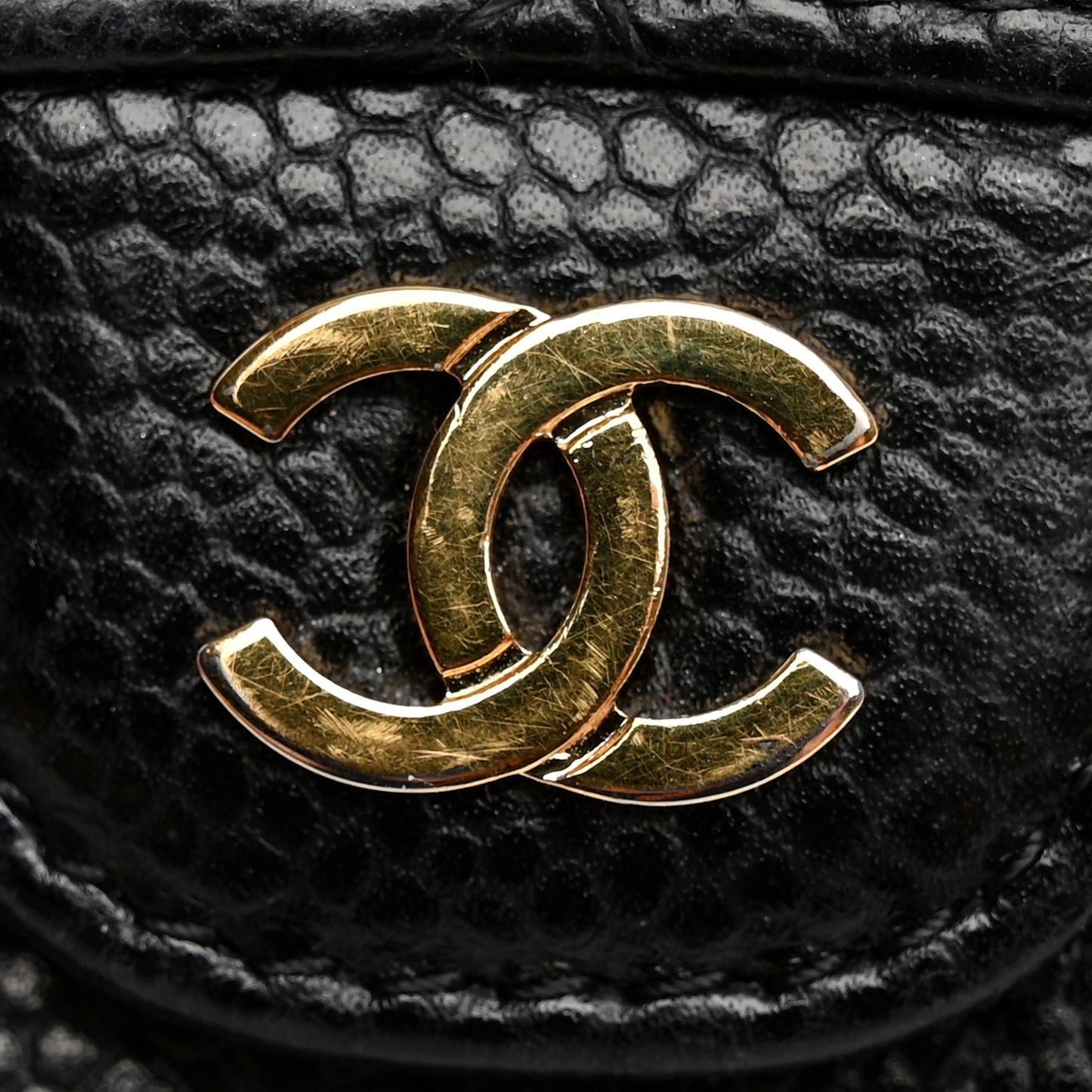 Caviar Quilted Compact Flap Wallet Black