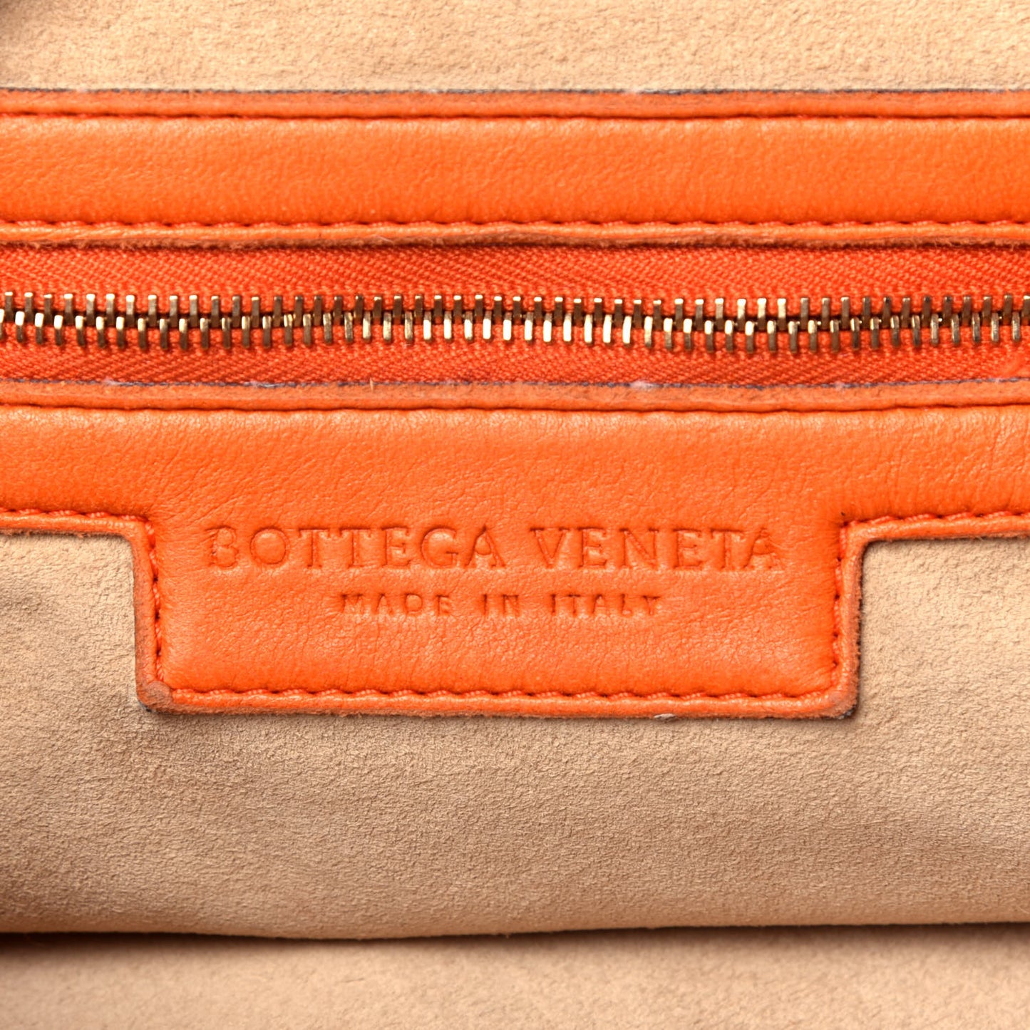 Nappa Intrecciato Medium Veneta Hobo Orange