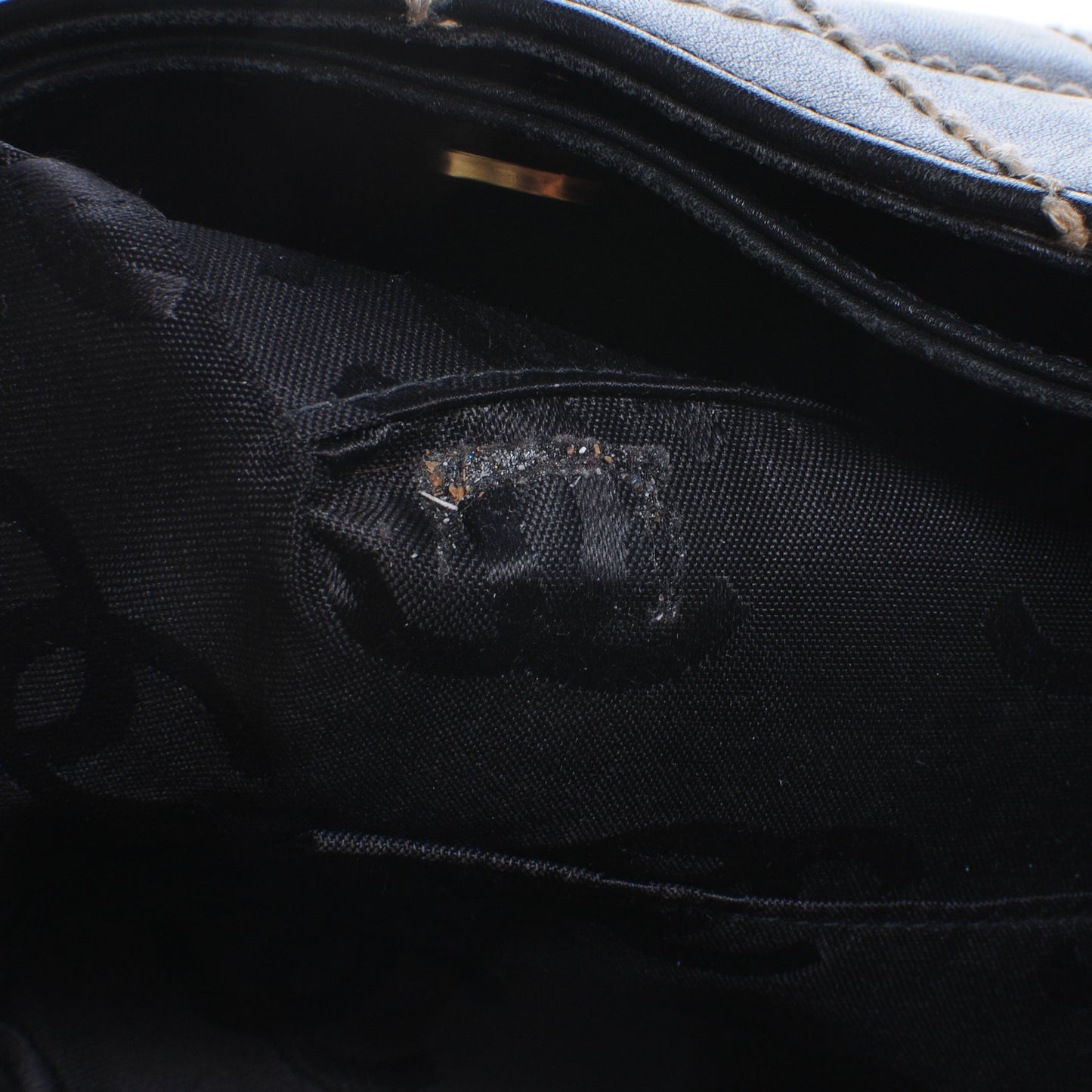 Calfskin Contrast Stitch Surpique Tote Black