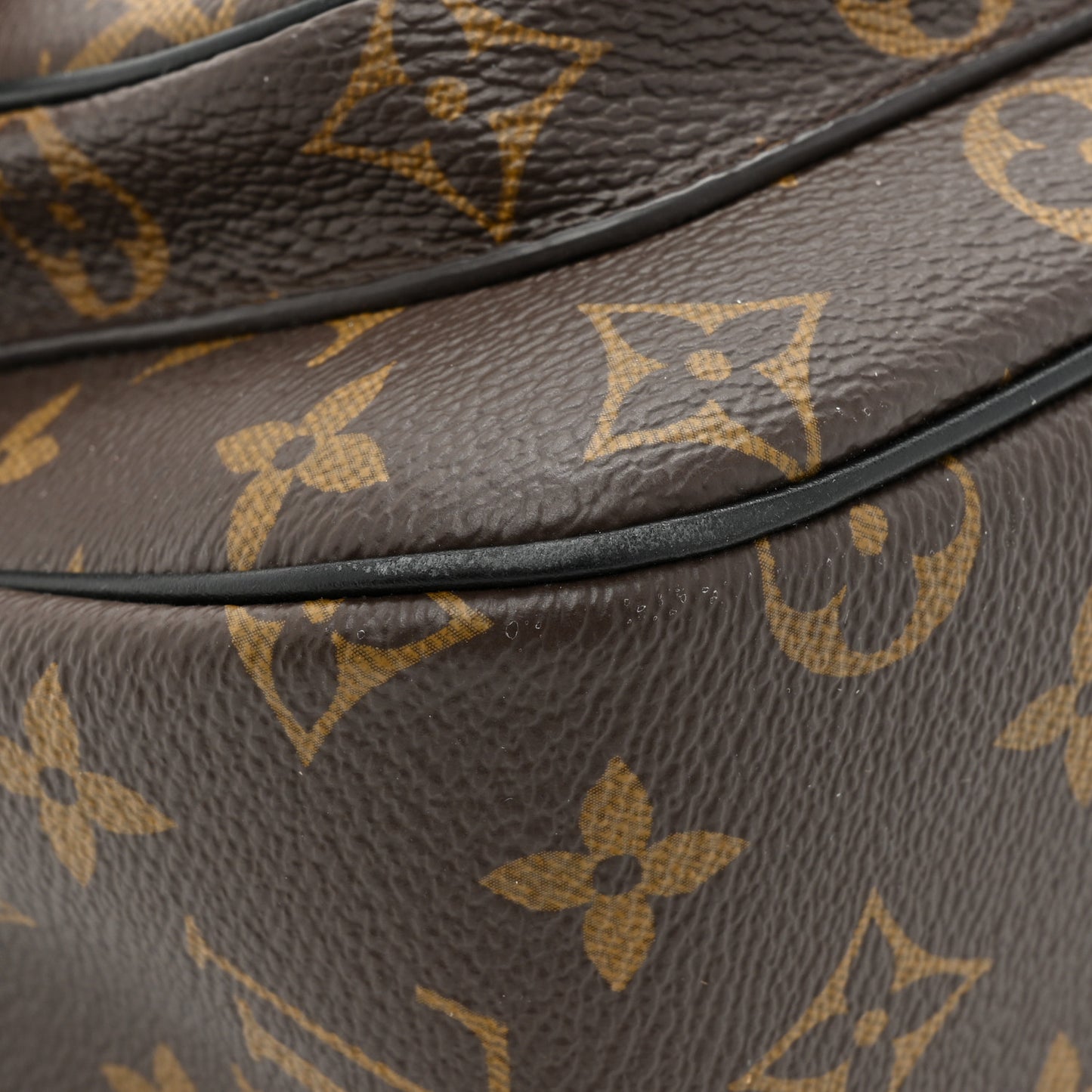 Monogram Passy