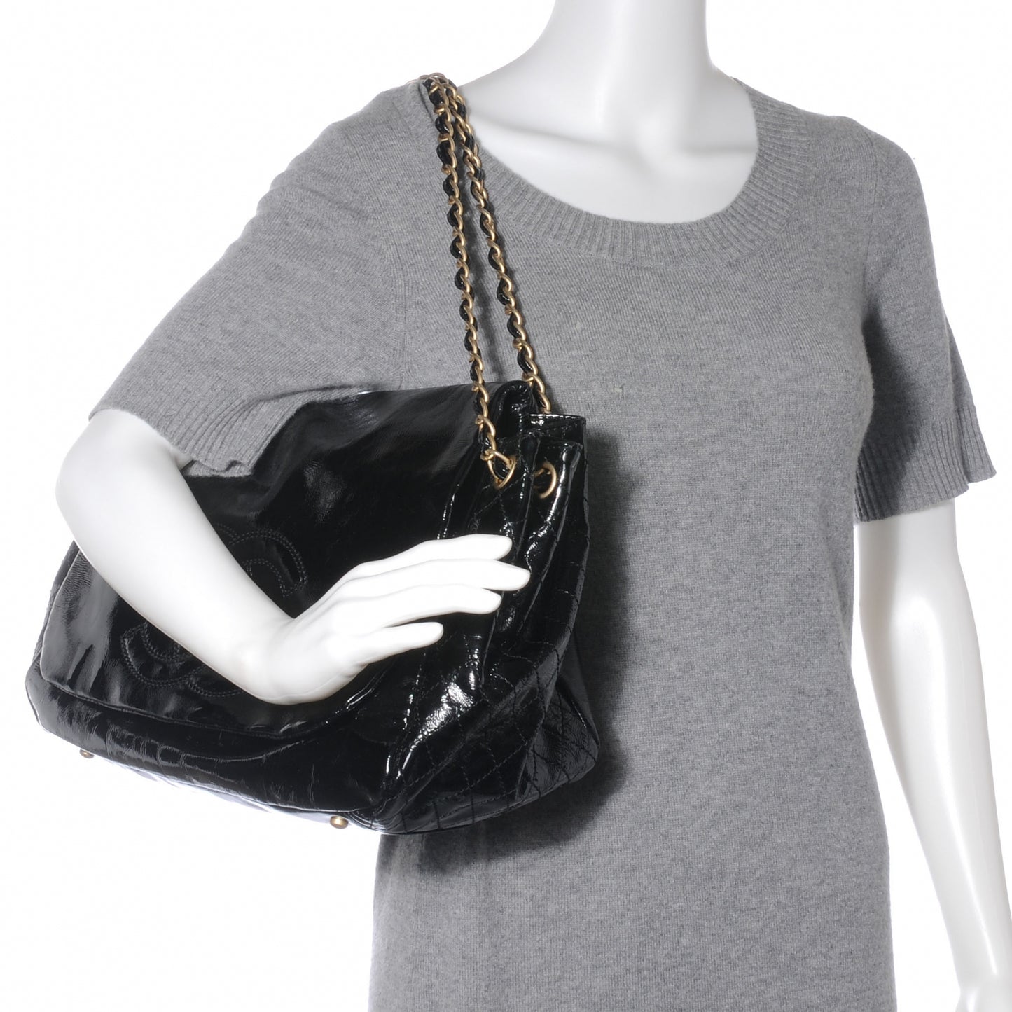 Vinyl Rock and Chain Large Flap Black