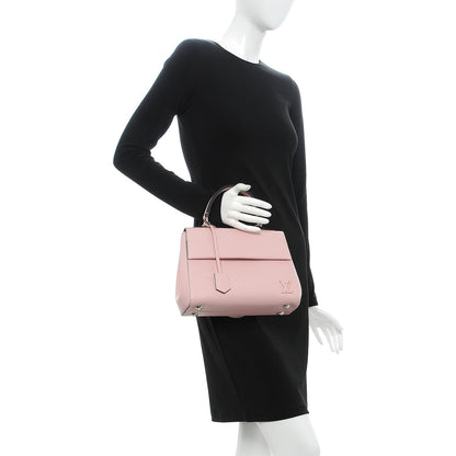 Louis Vuitton Epi Cluny BB Rose Ballerine 3 of 8