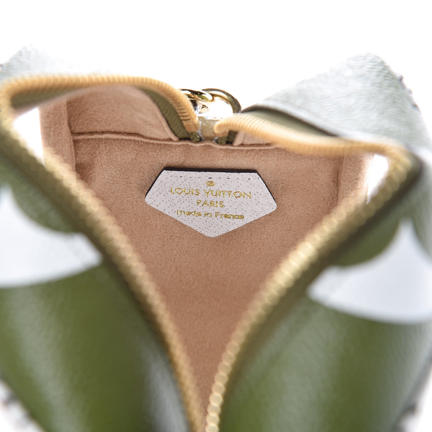 Louis Vuitton Monogram Giant Beach Pouch Kaki 6 of 7