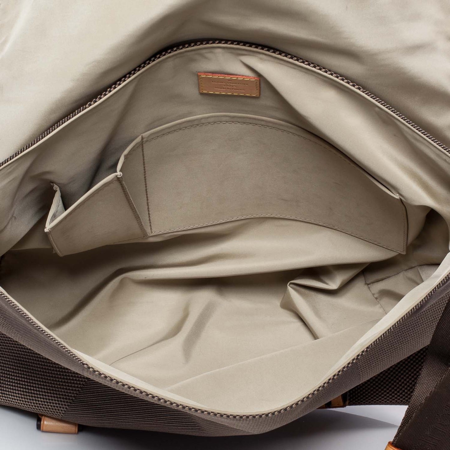 Damier Geant Loup Messenger Bag Earth