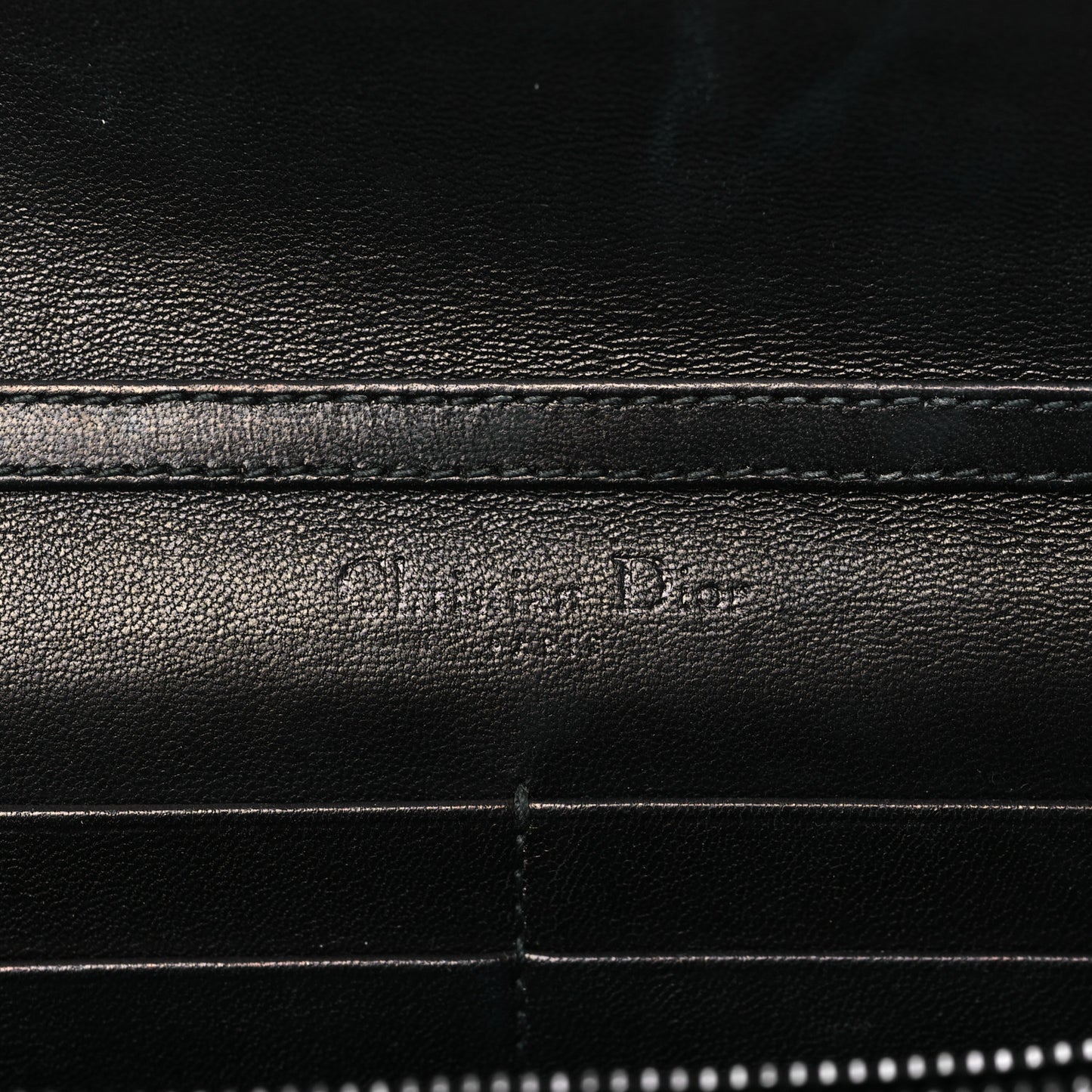 Smooth Lambskin Tribale Chain Wallet Black