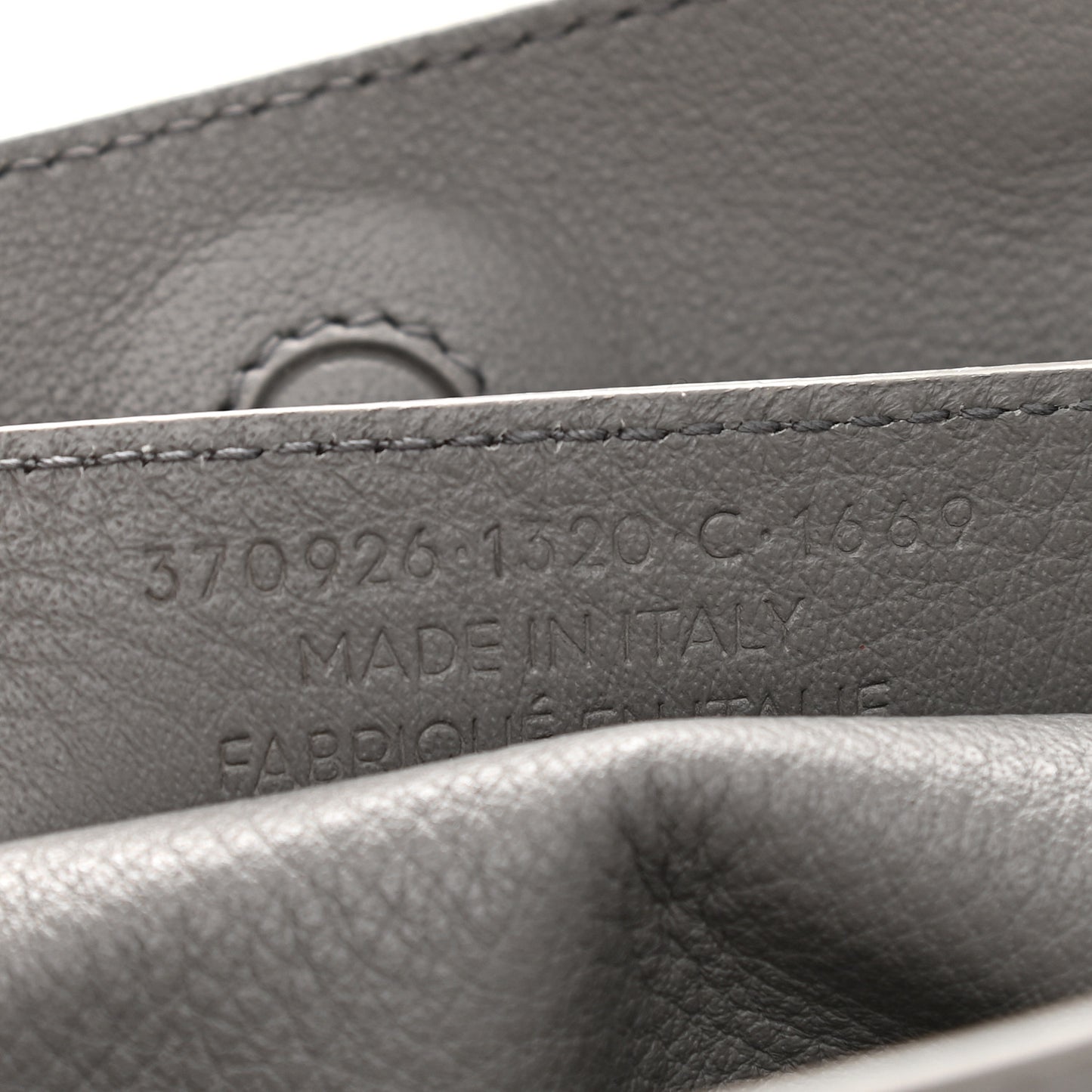Veau Papier A6 Zip Around Tote Gris Acier