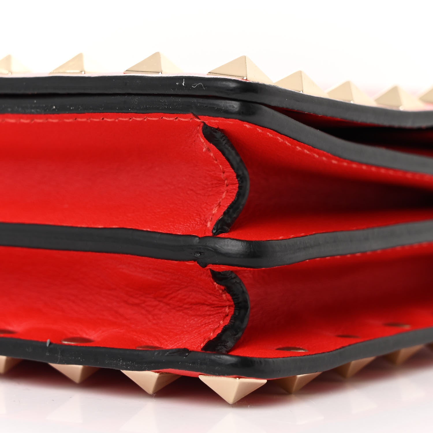 Valentino Garavani Vitello Rockstud Wallet On Chain Rouge Pur 11 of 11