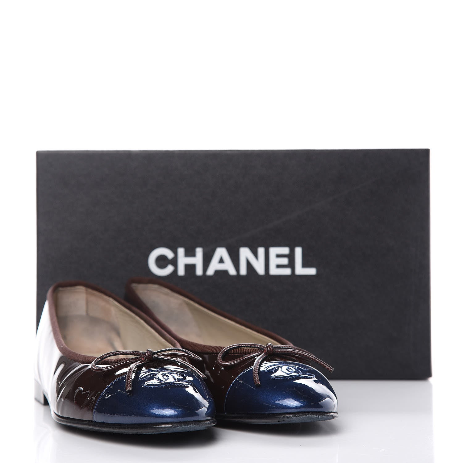 Chanel Patent CC Cap Toe Ballerina Flats 39 Navy Burgundy 11 of 12