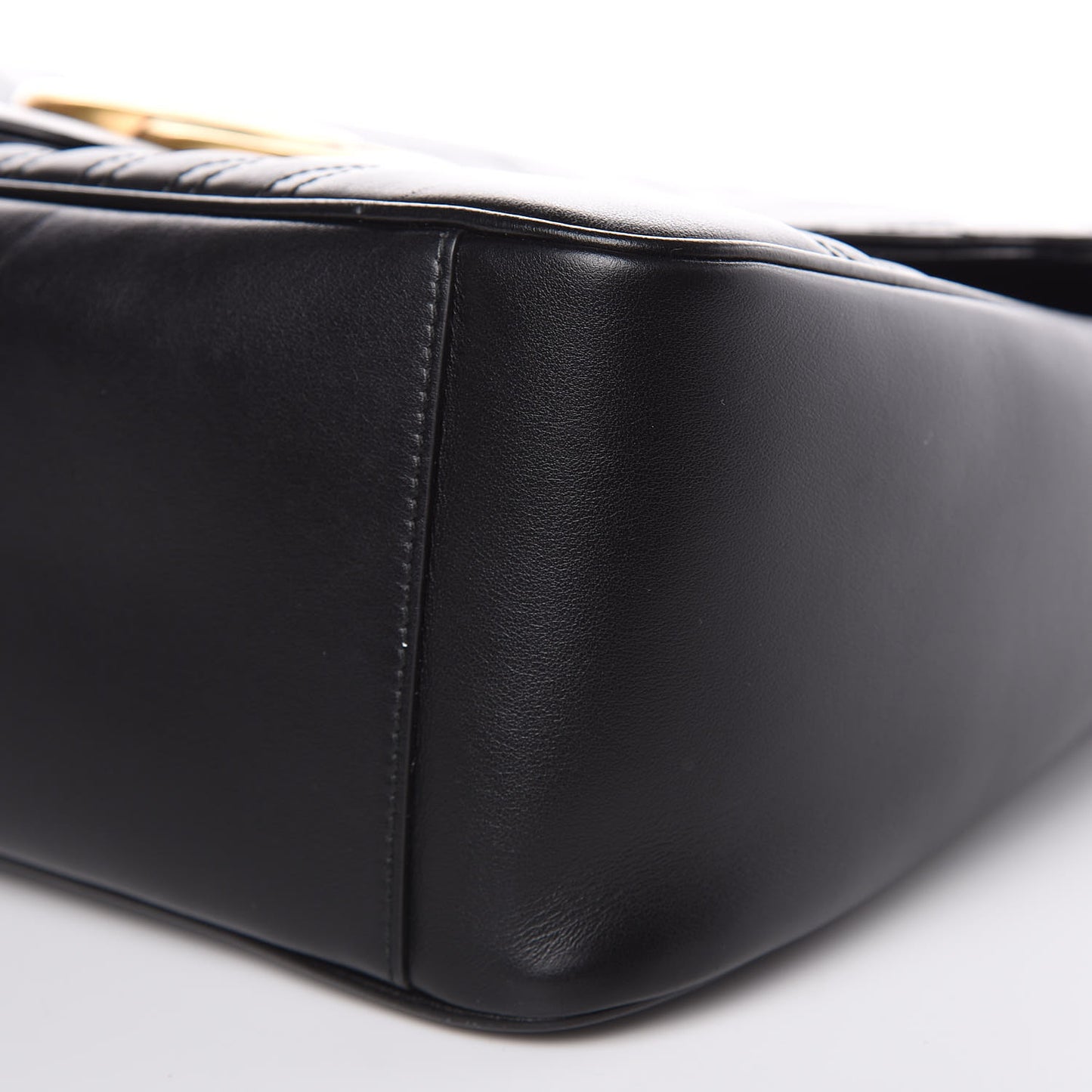 Calfskin Matelasse Medium GG Marmont Top Handle Shoulder Bag Black
