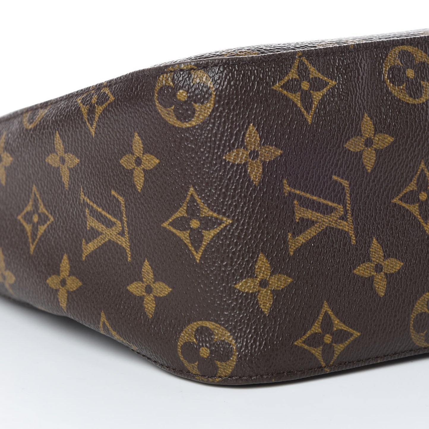 Monogram Looping MM